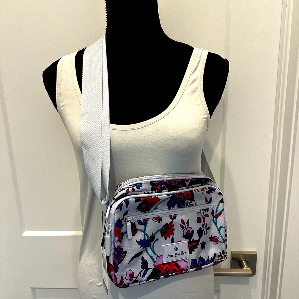 Vera Bradley Lighten Up RFID Little Hipster NWT ❤️‍🔥FIRM PRICE❤️‍🔥